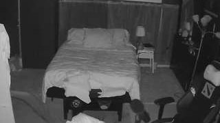 voyeurcam-baileybase-room