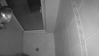 voyeurcam-baileybase-shower