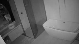 voyeurcam-casa-salsa-bathroom-2