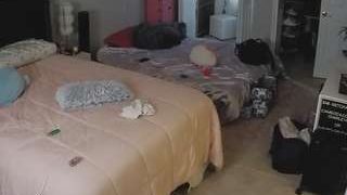 voyeurcam-house-charleys-room