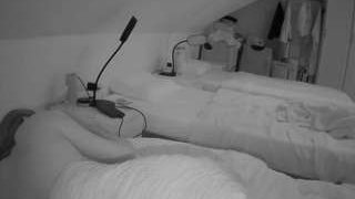 voyeurcam-julmodels-bed-4