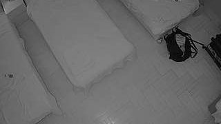 voyeurcam-julmodels-bed-7
