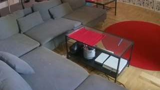 voyeurcam-julmodels-living-3