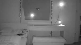voyeurcam-julmodels-living-6