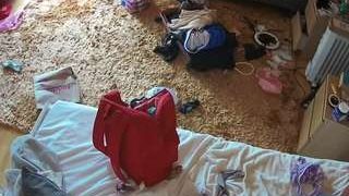 voyeurcam-julmodels-whitebed-5