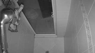 voyeurcam-baileybase-shower