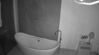 voyeurcam-casa-salsa-bathroom-5
