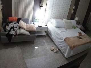 voyeurcam-casa-salsa-bedroom-2