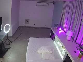 voyeurcam-jb-office-1