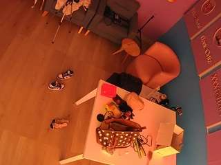 voyeurcam-jb-xfollow