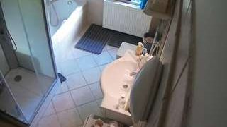 voyeurcam-julmodels-bath-2nd-2