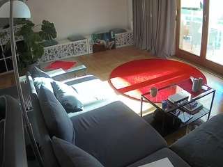 voyeurcam-julmodels-living-4