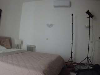 voyeurcam-julmodels-reallife-2