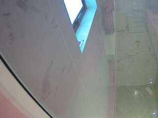 voyeurcam-casa-salsa-bathroom-13