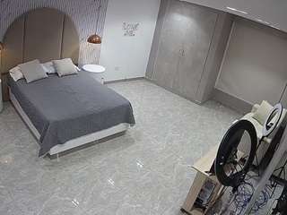 voyeurcam-casa-salsa-bedroom-14