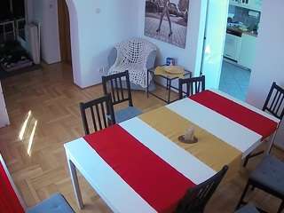 voyeurcam-julmodels-dining