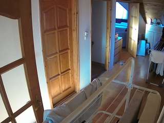 voyeurcam-julmodels-hall-2nd
