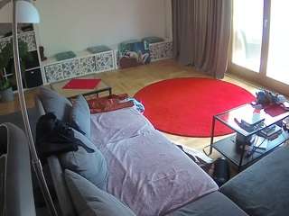 voyeurcam-julmodels-living-4