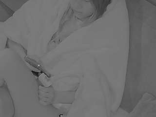 voyeurcam-julmodels-living-7
