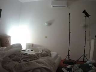 voyeurcam-julmodels-reallife-2